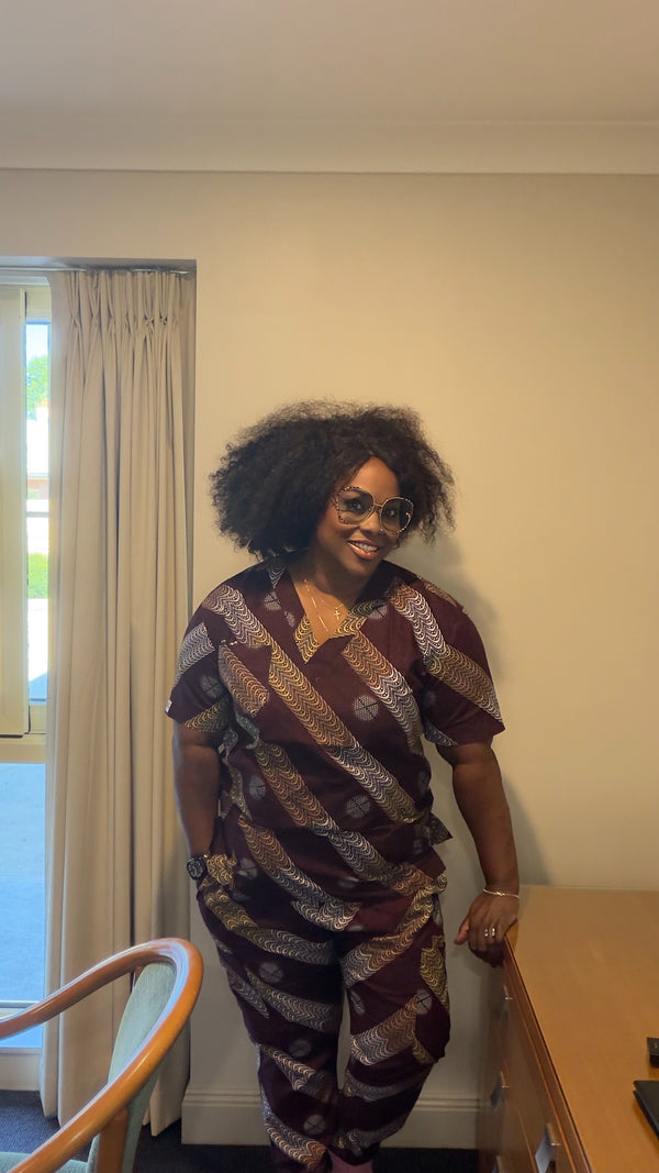 Brown wired scrubs