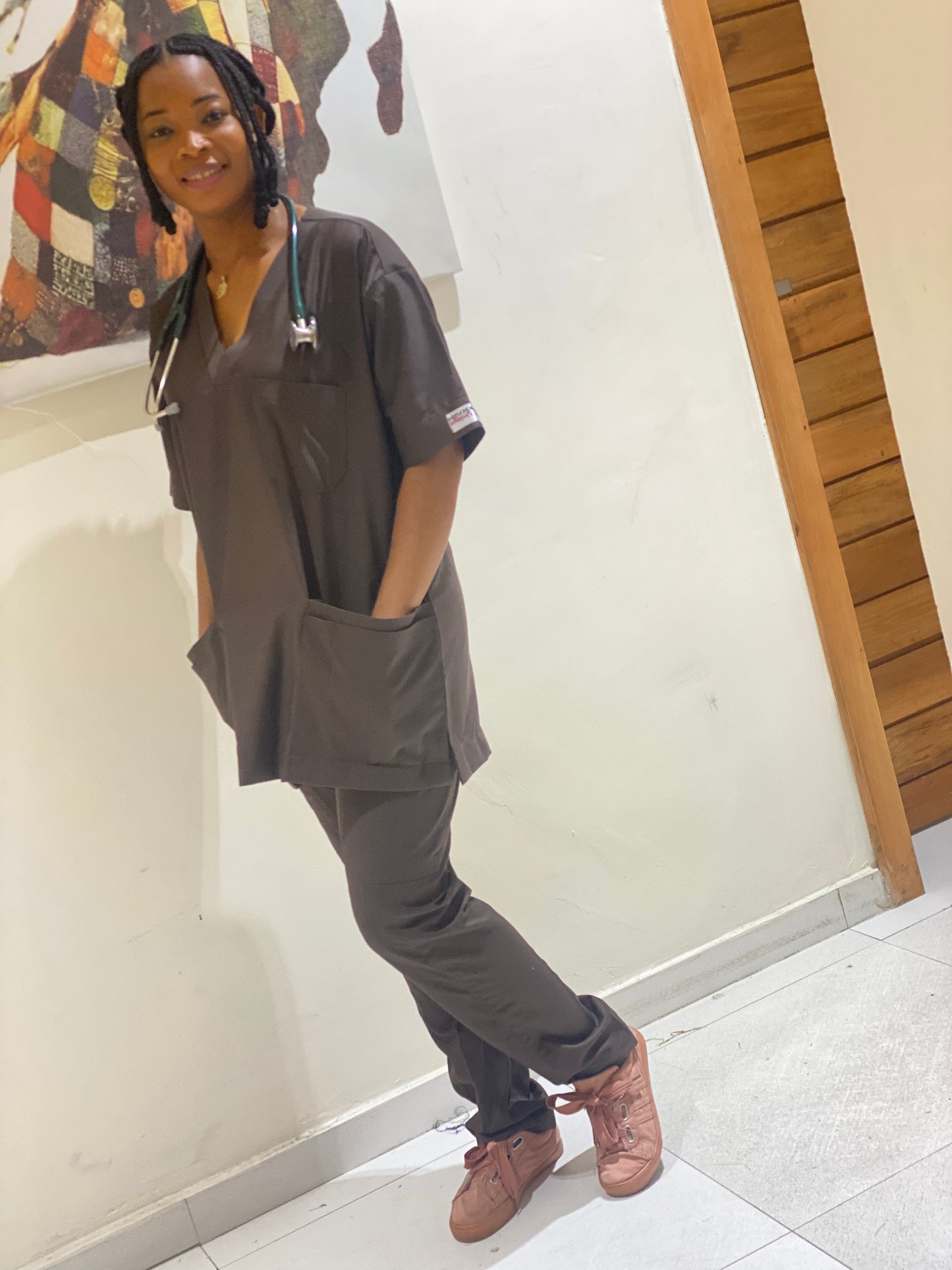 Monochrome Full Scrub brown